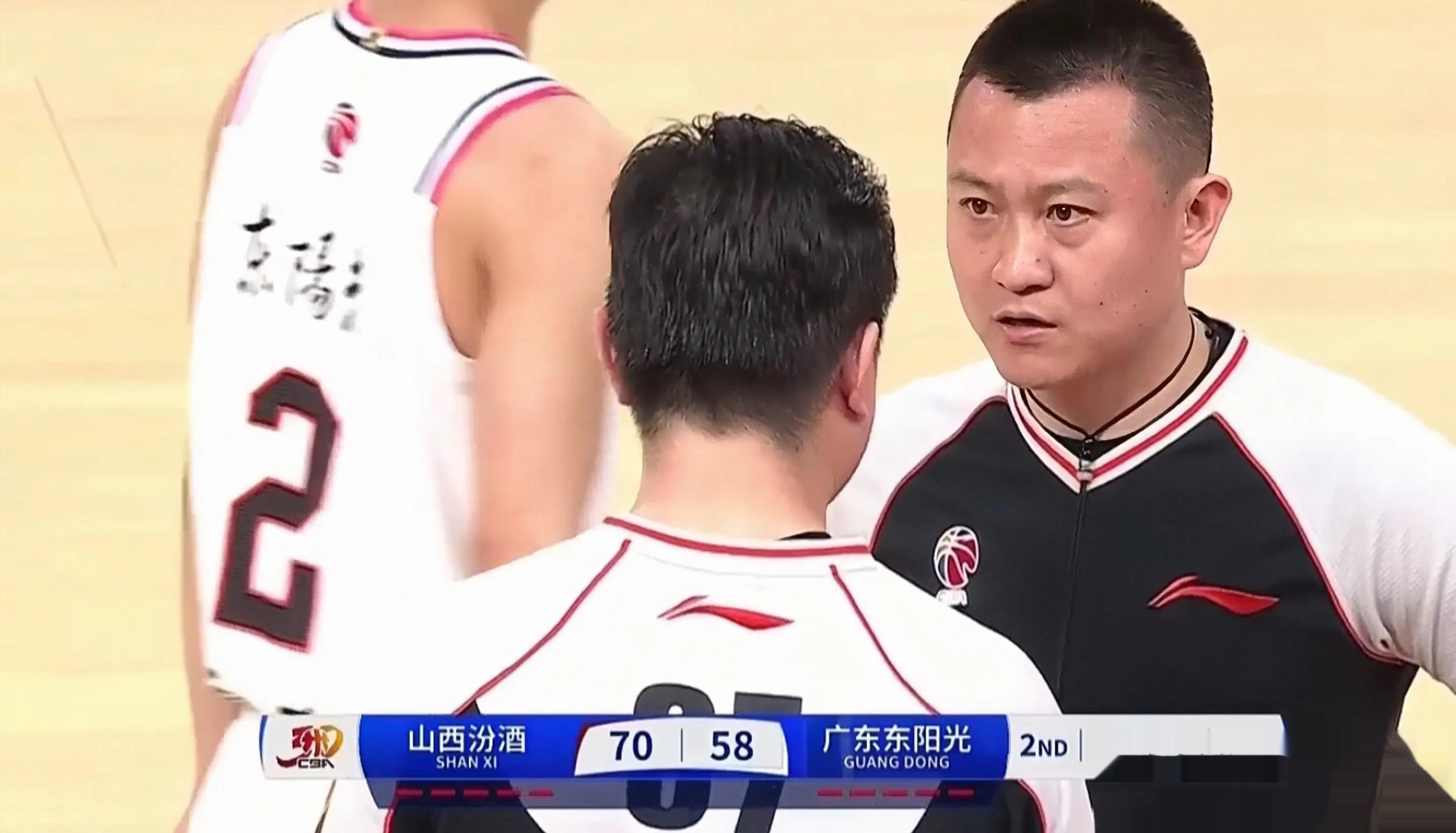 爱游戏在线-CBA季后赛清晨再迎强敌，里昂手感冰凉，主帅态度：压力陡增，医务组通报恢复的简单介绍-爱游戏在线