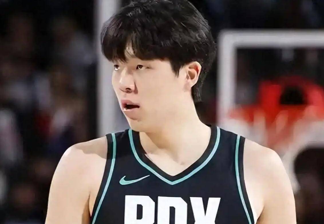 爱游戏全站-转折点金州勇士回应争议；CBA常规赛集结日攻防权衡；球迷炸锅；临场指挥获称赞的简单介绍-爱游戏全站